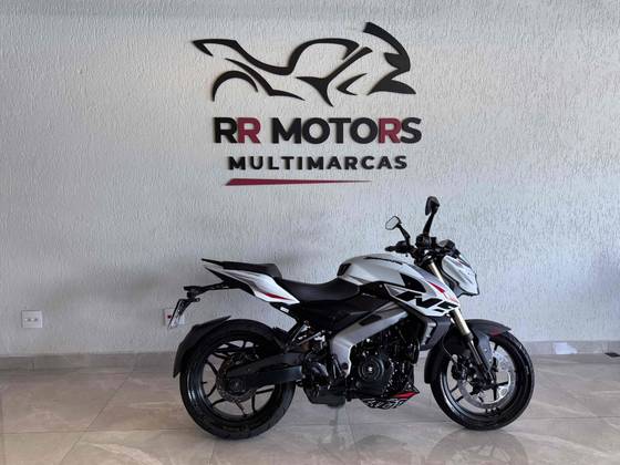 BAJAJ DOMINAR 400 